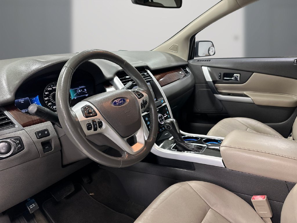 Used 2014 Ford Edge Limited w/ Equipment Group 302A FWD image 13