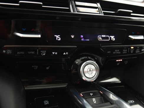 Used 2022 Acura MDX SH-AWD w/ Technology Package image 9