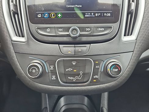 Used 2023 Chevrolet Malibu RS FWD image 26