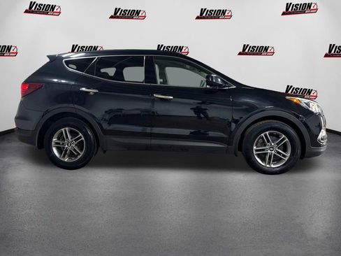 Used 2017 Hyundai Santa Fe Sport AWD/4WD image 4