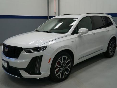 New 2025 Cadillac XT6 Sport image 1