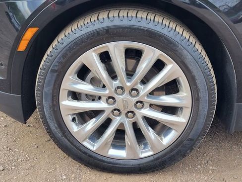 Used 2019 Cadillac XT5 Platinum AWD/4WD image 10