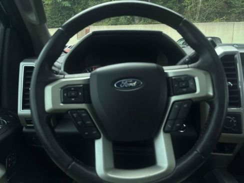 Used 2020 Ford F450 Lariat w/ Lariat Ultimate Package AWD/4WD image 23