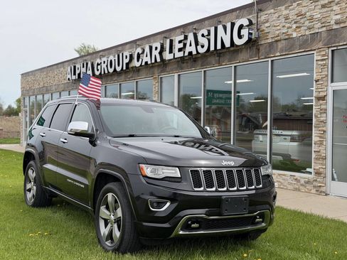 Used 2014 Jeep Grand Cherokee Overland AWD/4WD image 2