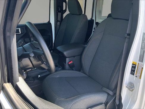 Used 2025 Jeep Wrangler Unlimited Sport AWD/4WD image 21