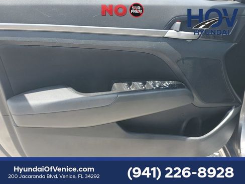 Used 2020 Hyundai Elantra SEL w/ Cargo Package (C1) FWD image 21