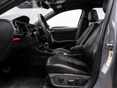 Used 2019 Volkswagen Jetta GLI Autobahn FWD image 4