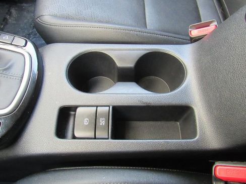 Used 2021 Kia Seltos SX image 51