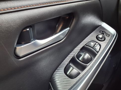 Used 2023 Nissan Sentra SR w/ SR Premium Package FWD image 18