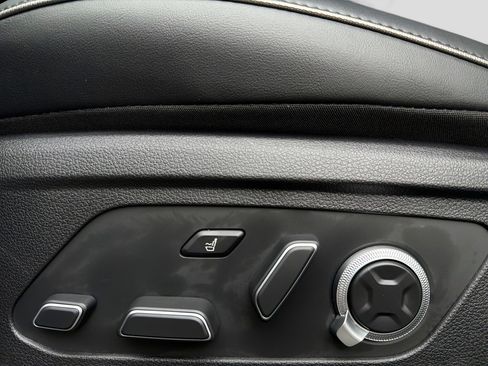 Used 2024 Hyundai Palisade Calligraphy AWD/4WD image 17