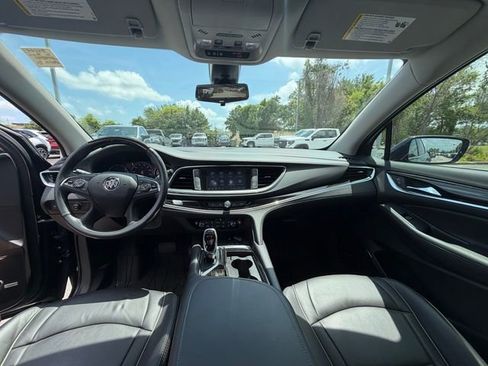 Used 2021 Buick Enclave Avenir w/ Avenir Technology Package FWD image 12