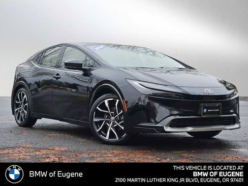 Used 2024 Toyota Prius Prime image 1