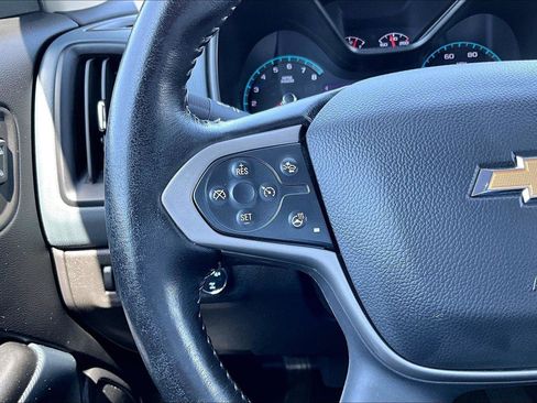Used 2022 Chevrolet Colorado Z71 w/ Safety Package AWD/4WD image 19