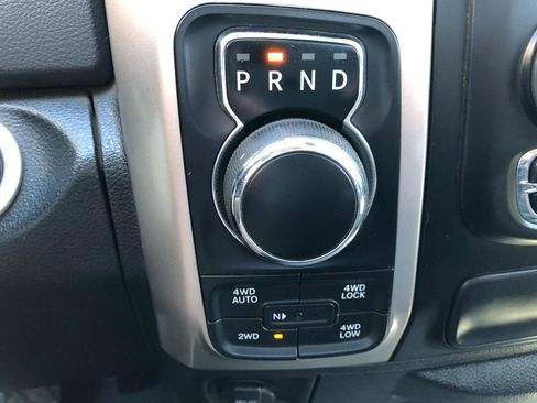 Used 2017 RAM 1500 Big Horn AWD/4WD image 32