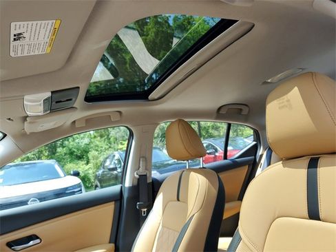 New 2025 Nissan Sentra SV w/ SV Premium Package image 7