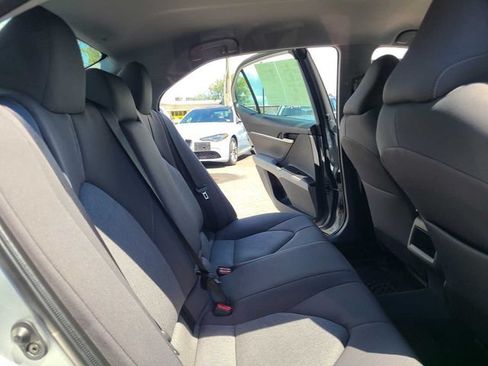 Used 2023 Toyota Camry LE AWD/4WD image 21
