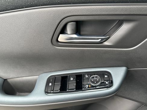 New 2026 Nissan Leaf SV+ w/ Floor Mat Package (SV+) image 8