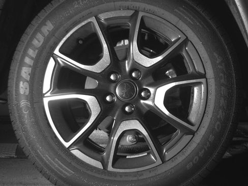 Used 2025 Jeep Compass Trailhawk AWD/4WD image 15