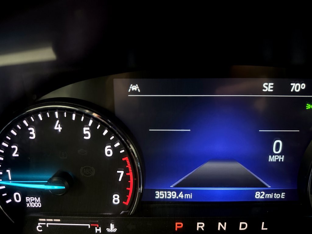 Used 2022 Ford Explorer XLT AWD/4WD image 29