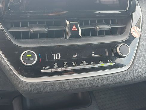 Used 2023 Toyota Corolla LE image 17