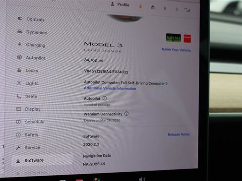 Used 2018 Tesla Model 3 Long Range image 18