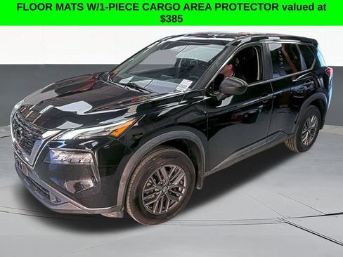 Used 2021 Nissan Rogue S image 2