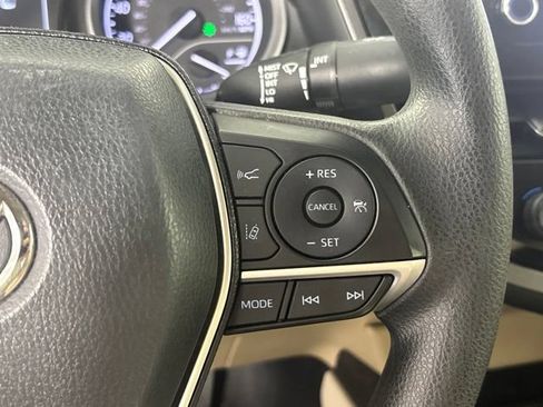 Used 2023 Toyota Camry LE FWD image 14
