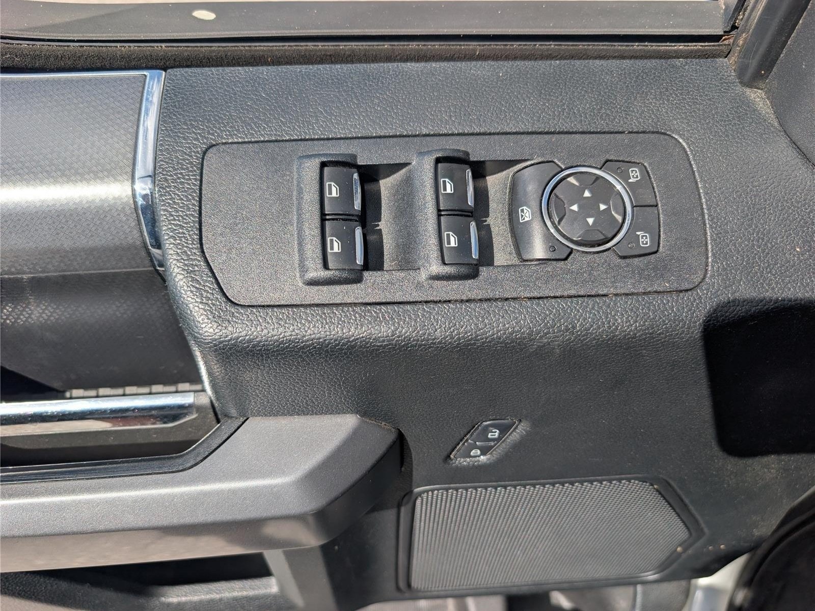 Used 2016 Ford F150 XLT w/ Equipment Group 302A Luxury AWD/4WD image 21