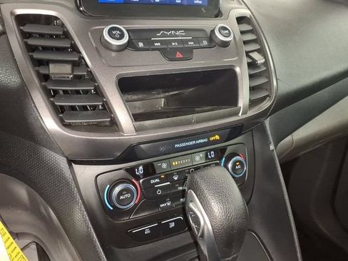Used 2021 Ford Transit Connect XLT FWD image 21