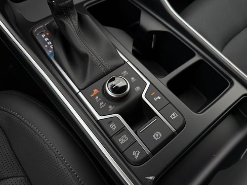 New 2026 Kia Sorento S FWD image 24