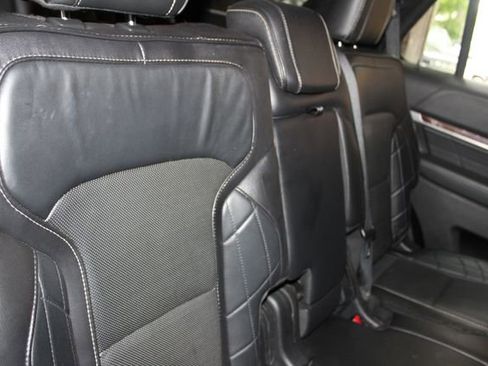 Used 2017 Ford Explorer Platinum AWD/4WD image 15