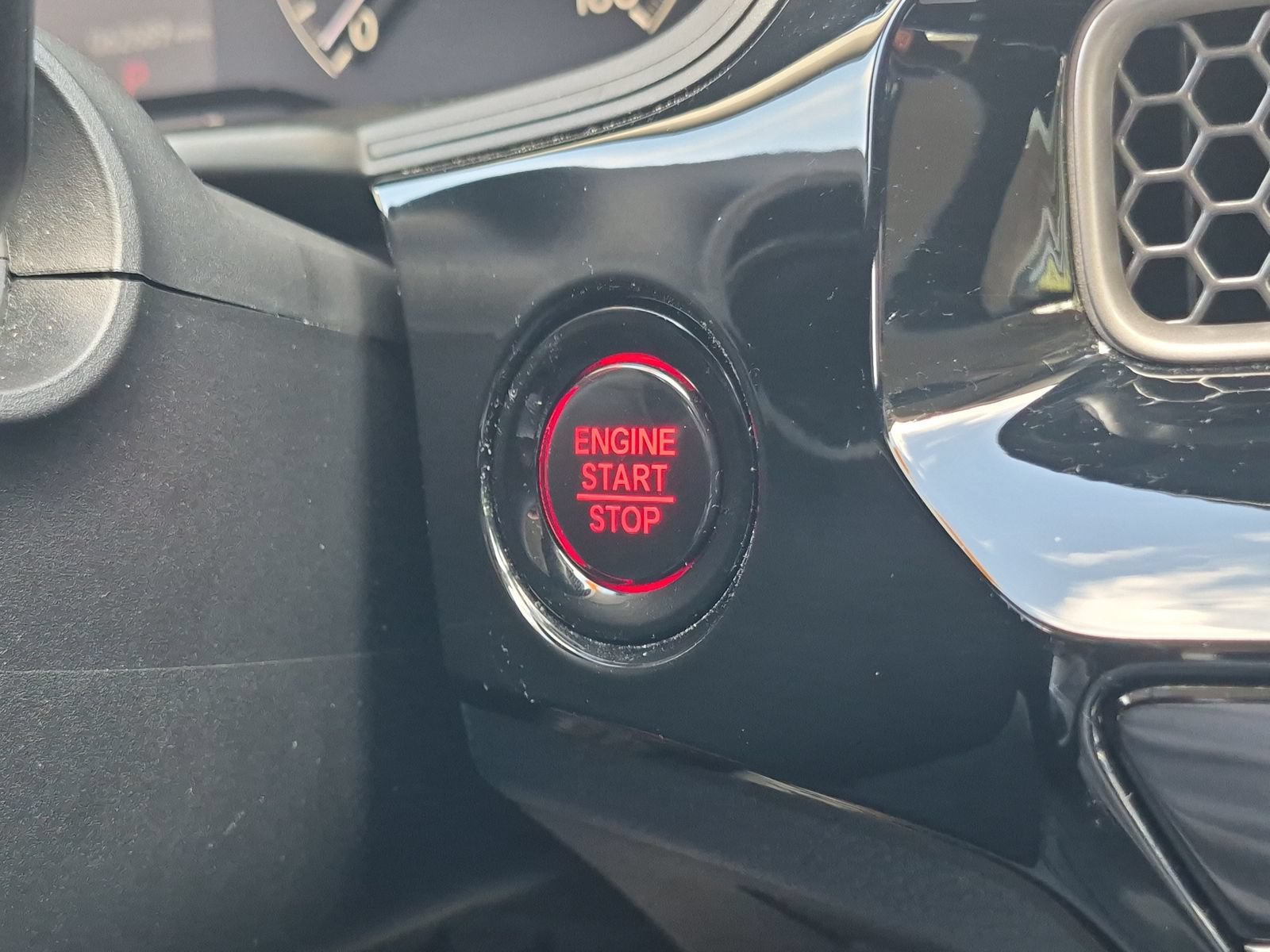Certified 2023 Honda Civic LX image 32