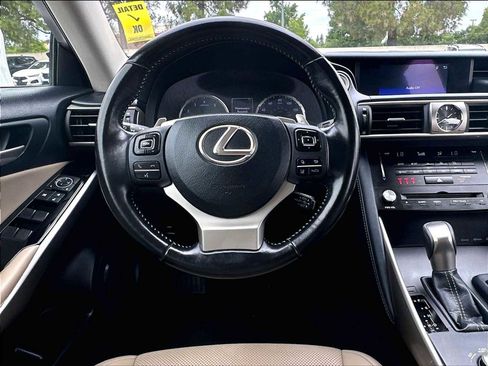 Used 2017 Lexus IS 200t RWD image 8