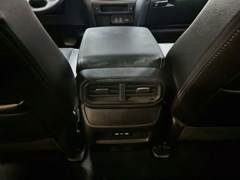 Used 2024 Honda Passport EX-L image 25