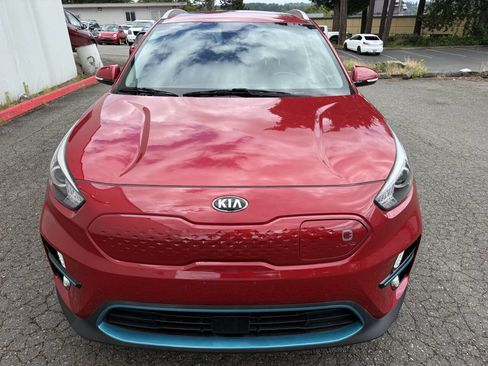 Used 2021 Kia Niro EX w/ Cold Weather Package FWD image 8