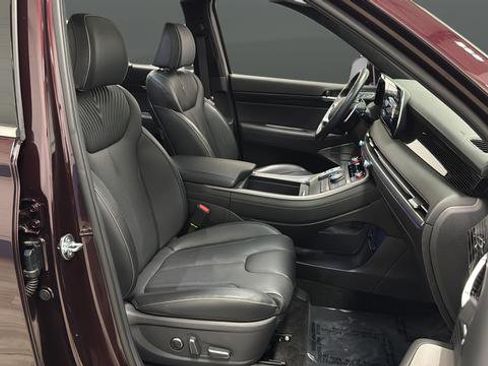 Used 2025 Hyundai Palisade Calligraphy image 24