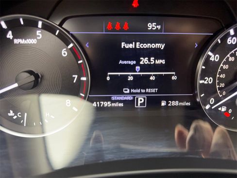 Used 2024 INFINITI QX50 Luxe image 59