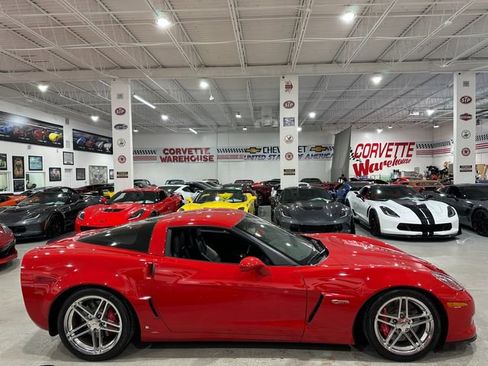 Used 2008 Chevrolet Corvette Z06 w/ Preferred Equipment Group image 5