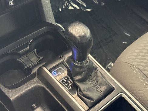 Used 2021 Toyota Tacoma SR5 w/ Technology Package AWD/4WD image 26