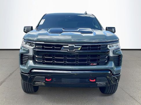 Used 2025 Chevrolet Silverado 1500 LT Trail Boss w/ LT Trail Boss Premium Package AWD/4WD image 2