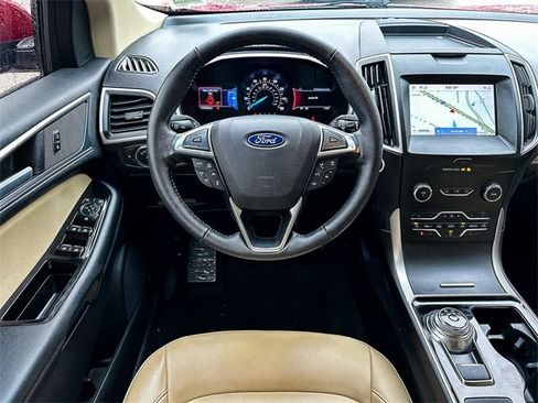 Used 2020 Ford Edge SEL w/ Convenience Package image 18