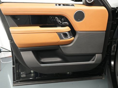 Used 2019 Land Rover Range Rover Long Wheelbase Autobiography AWD/4WD image 30