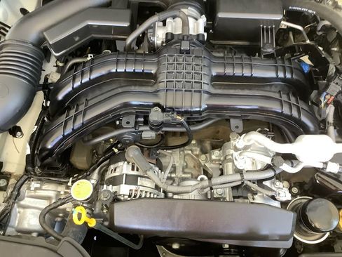 Used 2024 Subaru Crosstrek 2.0i Premium AWD/4WD image 21