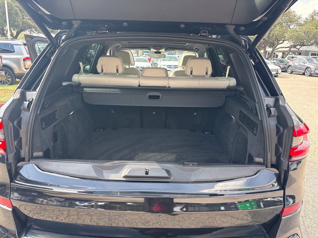 Used 2022 BMW X5 sDrive40i w/ M Sport Package RWD image 20