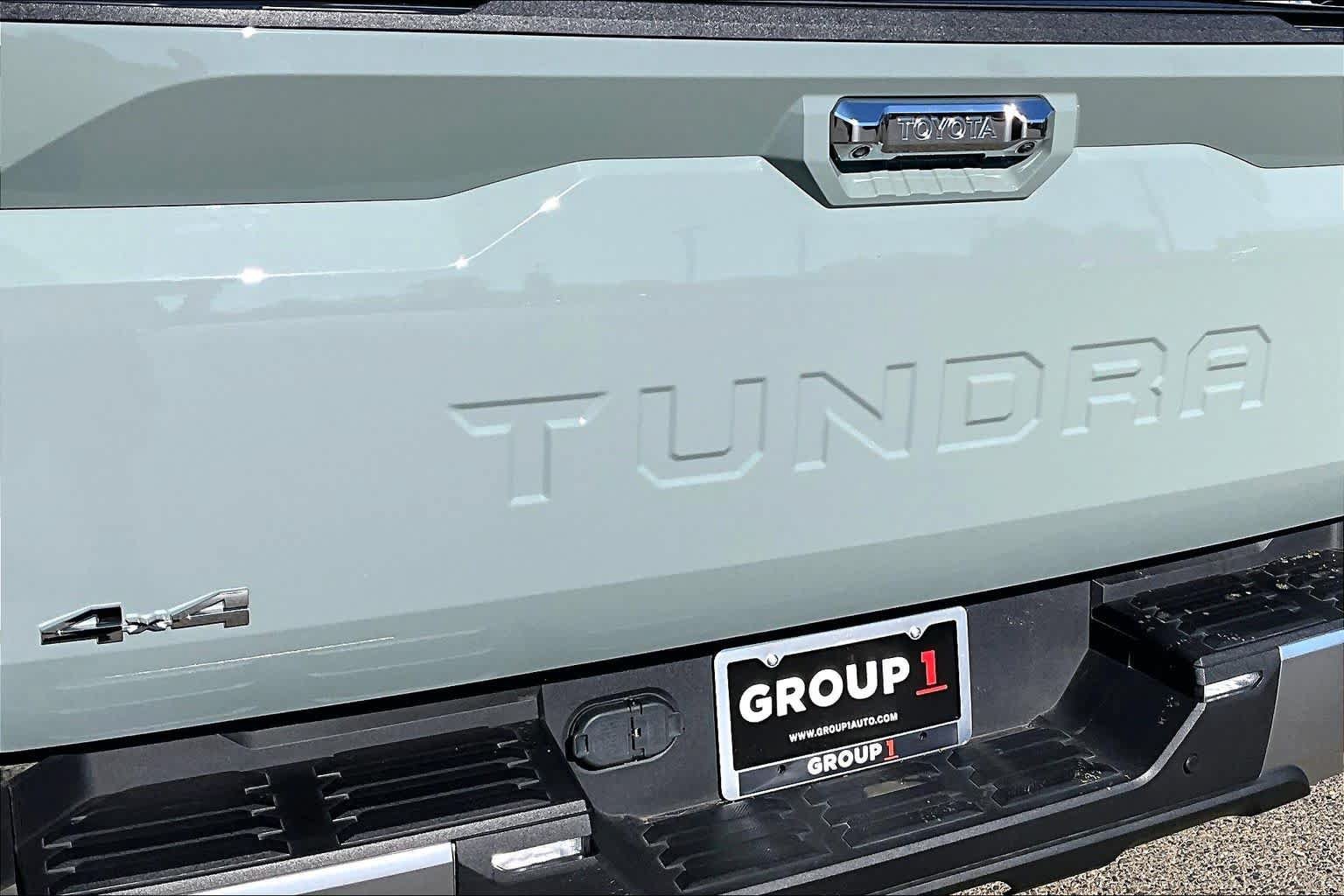 Used 2024 Toyota Tundra Limited AWD/4WD image 9