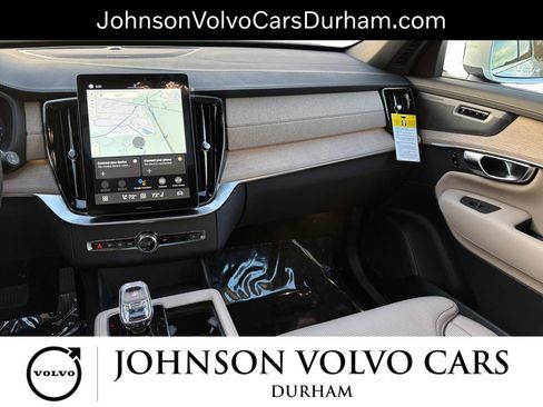 New 2026 Volvo XC90 B6 Ultra w/ Protection Package AWD/4WD image 9