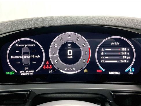 Used 2024 Porsche Cayenne image 24