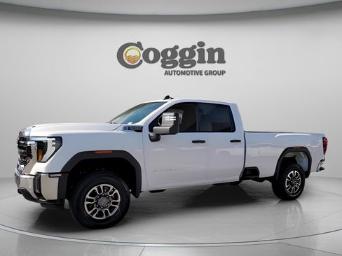 New 2026 GMC Sierra 3500 Pro w/ 1SA Pro Safety Plus Package image 4