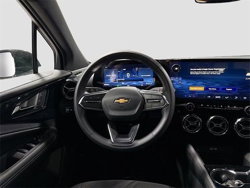 New 2026 Chevrolet Blazer EV LT image 25