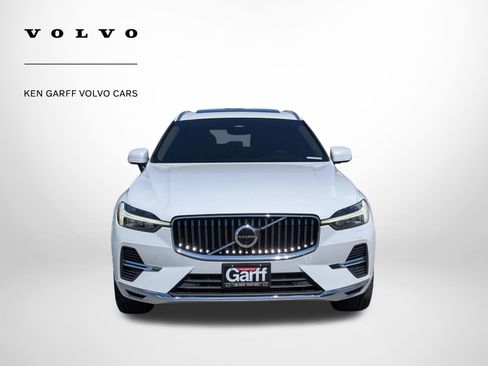 Used 2023 Volvo XC60 T8 Plus w/ Protection Package Premier AWD/4WD image 9